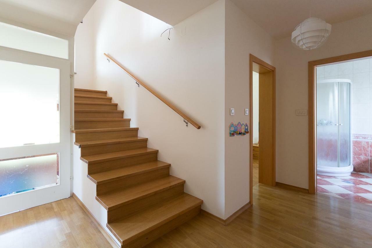Vacation Home Sofia Згорнье-Горье Экстерьер фото